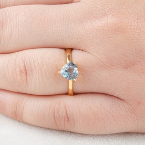 Gift for Valentine - Blue Topaz Ring - 925 Silver Gold Plated Prong Ring - Gemstone Ring for Wedding Gift - Gift for Her - Birthstone Ring