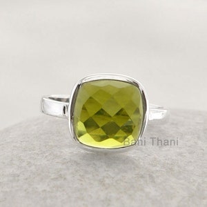 Peridot Quartz 10mm Faceted Cushion Gemstone Ring-925 Sterling Silver Jewelry-Green Peridot Ring-Christmas Gift Ring-Unique Engagement Ring