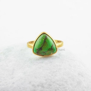 Damen Geschenk Ring - Grüner Kupfer Türkis Ring - 12 mm Trillion Edelstein - Vergoldeter Ring - 925er Silber Ring - Ring für Mama - Cocktail Ring