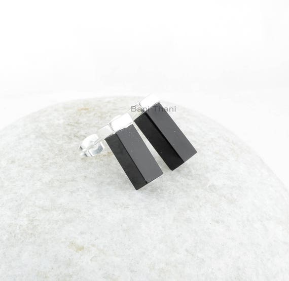 Orecchini A Perno In Argento 925 Con Onice Nero A Forma Di Pera – 5 X 7 Mm – Fatti A Mano In India