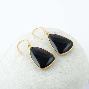 Oorbellen met zwarte onyx, oorbellen met triljoen edelsteen van zwarte onyx (16 x 24 mm), hangende oorbellen, vergulde oorbellen, damessieraden afbeelding 3