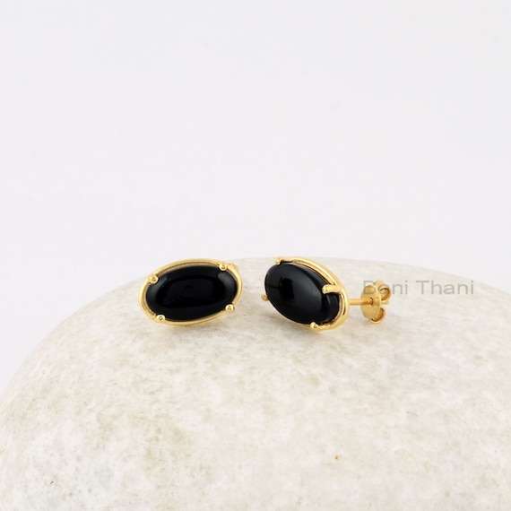 ブラックオニキススタッドピアス - 925シルバーピアス - ハンドメイド 