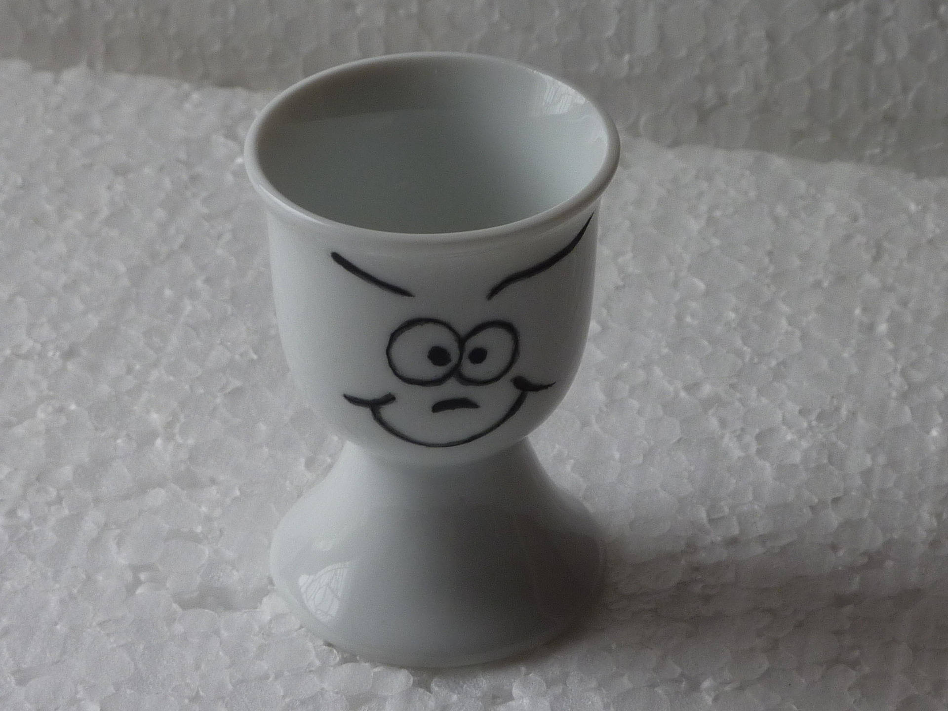 Coquetiers Peints à La Main Noir et Blanc