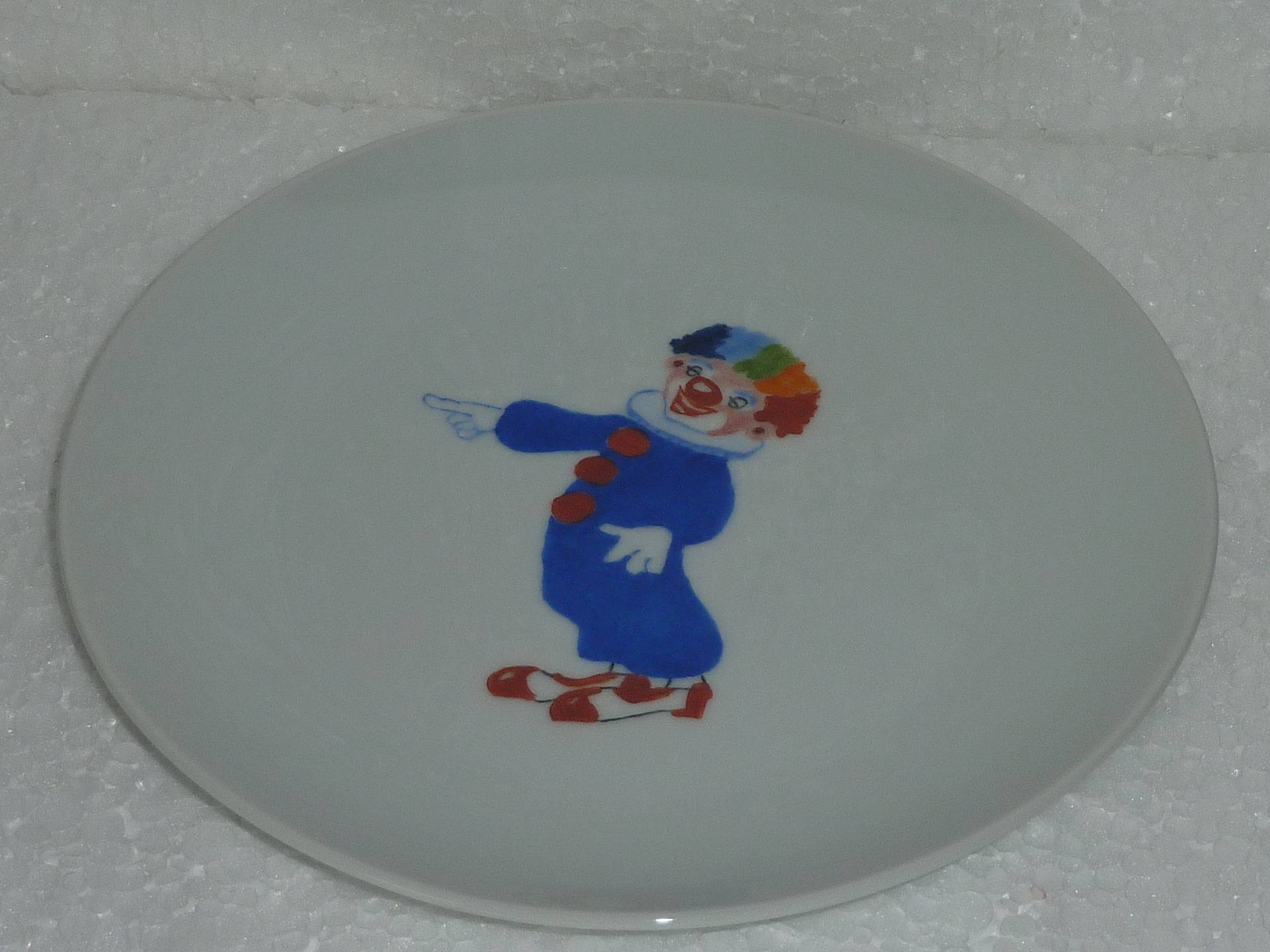 Une Bonne Idée de Cadeau Un Clown Jaune et Un Bleu