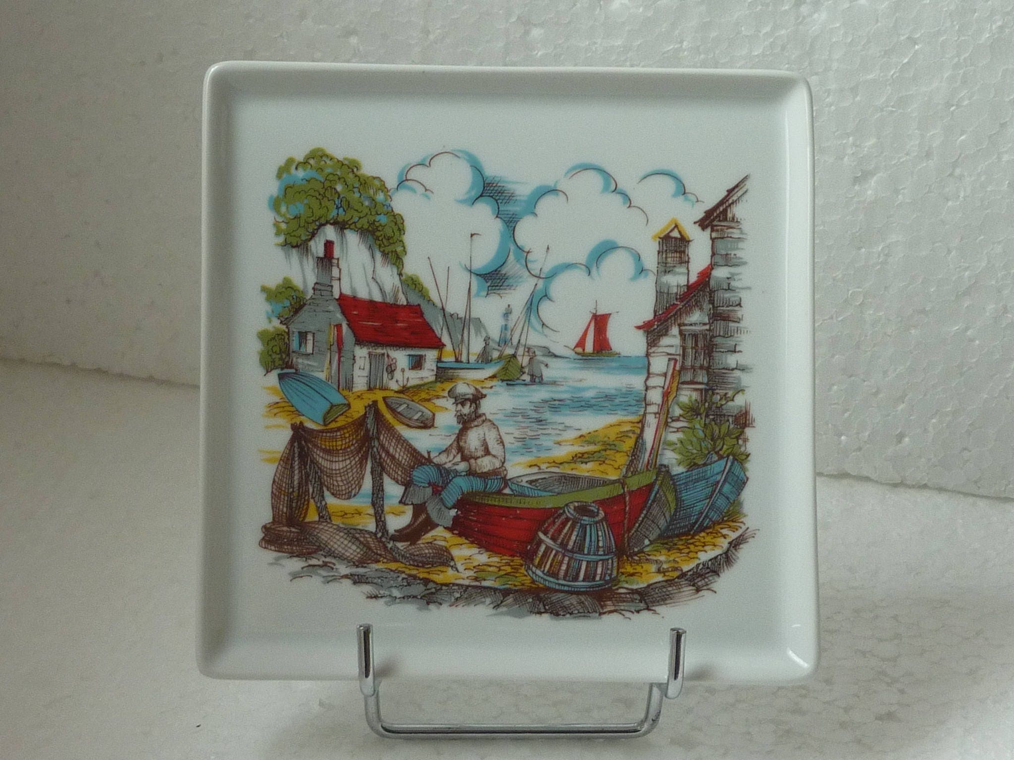 Assiettes Carrées en Porcelaine Les Pécheurs