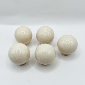 Drawer Knobs 5 Drawer Pulls Antique White Knobs Cabinet Door Pulls Dresser Knobs Mid Century Hardware Home Improvement Ball Drawer Knob