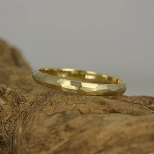 Satinated Gold Facet Ring, 14k gold contemporary jewellery 14k satin yellow gold image 3