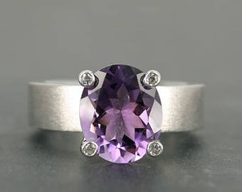 18k White Gold Diamond Ring with Amethyst – white gold satinated brushed ring – Amethyst Ring- contemporary jewelry