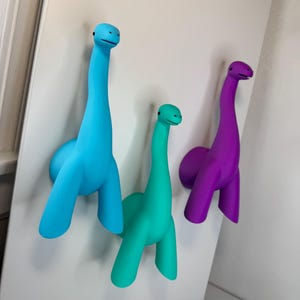 Brachiosaurus Wall-Mounted Scrunchie Holder – 3D-Printed Dinosaur Hook for Hair Ties, Kids Room Décor