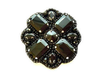 Black rhinestone brooch pin for women Handmade Bead embroidered brooch Round crystal pin