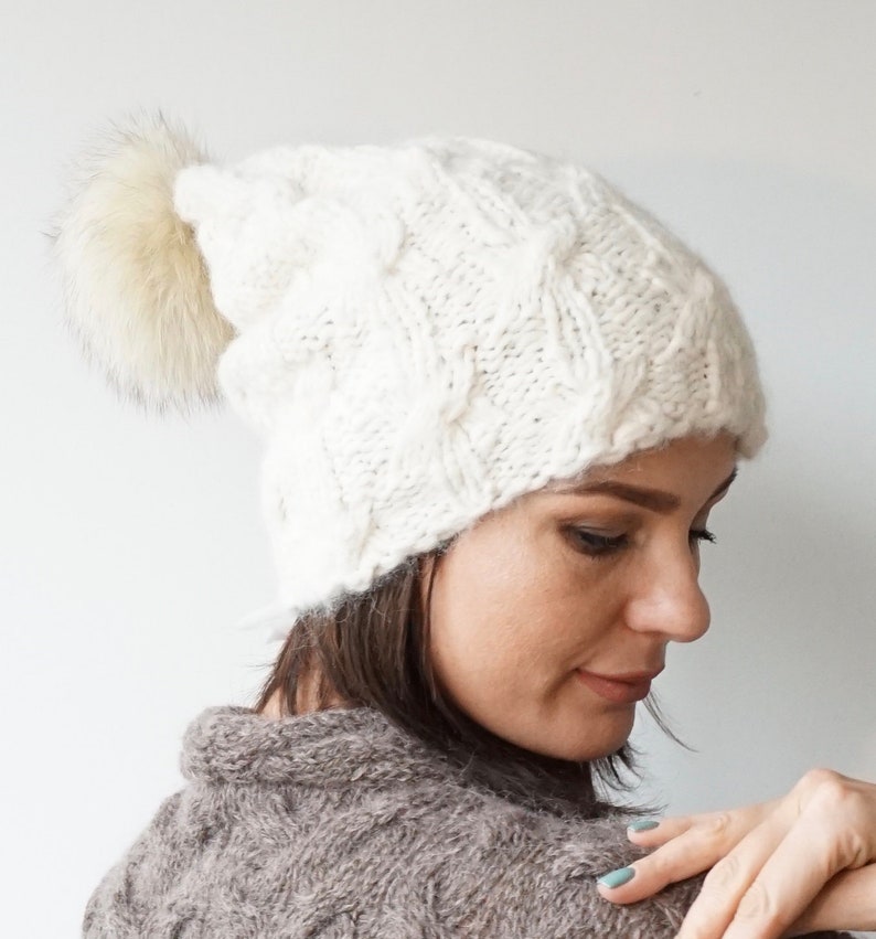 Hand Knit Natural Wool White Soft Alpaca Women Hat / Chunky Slouchy Soft Beanie With Large Fox Fur Pom Pom / Ski Hat image 1