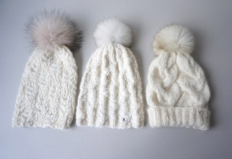 Hand Knit Natural Wool White Soft Alpaca Women Hat / Chunky Slouchy Soft Beanie With Large Fox Fur Pom Pom / Ski Hat image 10