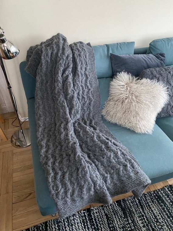 Charcoal grey knitted throw new arrivals