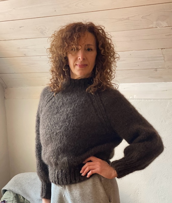 Pull marron en kid mohair pull court léger, manches ballon