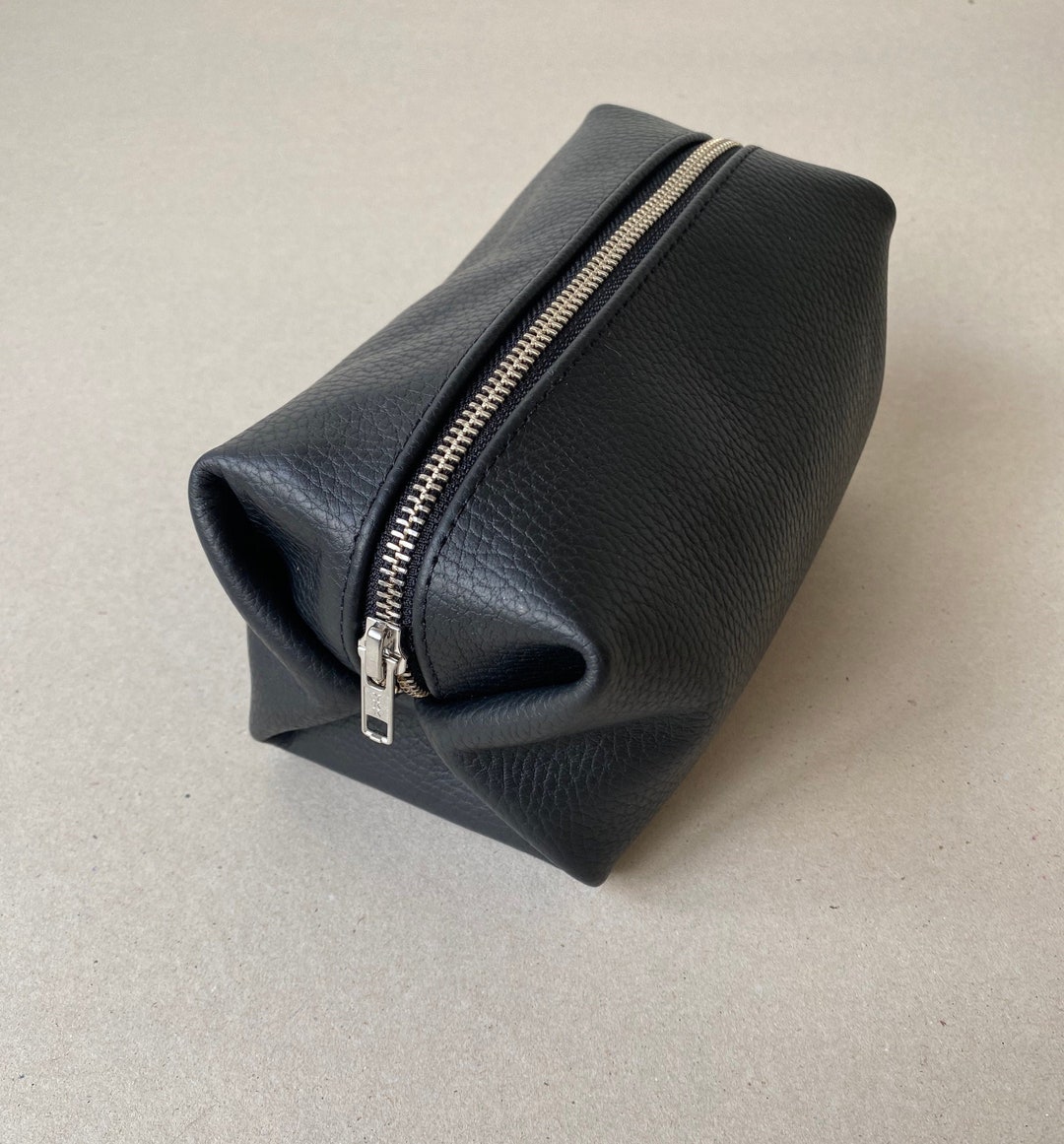 Black Calf Leather Cosmetic Bag / Leather Makeup Case / Lined - Etsy