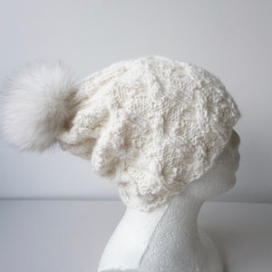 Hand Knit Natural Wool White Soft Alpaca Women Hat / Chunky Slouchy Soft Beanie With Large Fox Fur Pom Pom / Ski Hat image 7