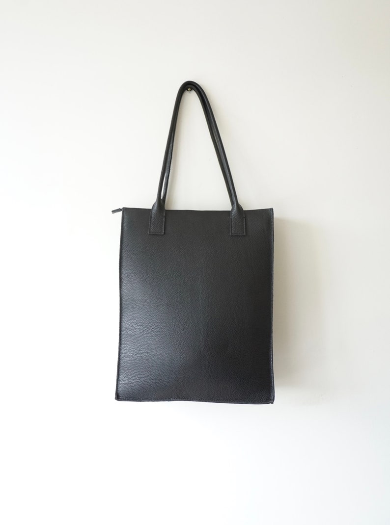 Borsa a tracolla in pelle grande minimalista nera / Borsa tote donna / borsa in pelle nera immagine 1