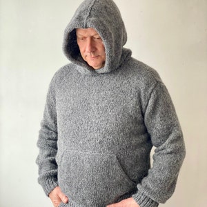 Made to Order/ Men&#39;s Hooded Knit  Alpaca Blend Pullover/ Mens Knit Jumper/ Dark Grey/ Soft Gift for Him