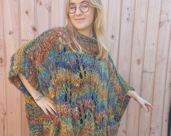 Oversized sweater-Poncho, large size women's loose fit, hand knitted in France, unique piece, Aquarêve Les Filles collection.