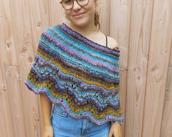 Shoulder warmer or overskirt for women, hand knitted in Noro wool