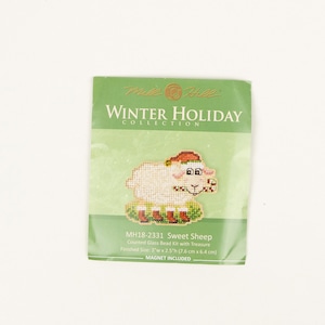 Sweet Sheep Mill Hill Kit, borduurpakket, kralenpakket, incl. geperforeerd papier, draden, kralen, magneet en naalden