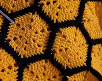 Honeycomb Blanket Crochet Pattern, Bee Crochet Blanket, Honeycomb Crochet Throw Blanket