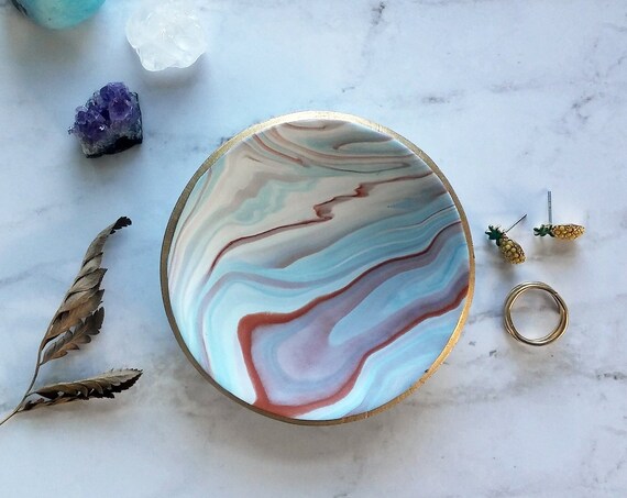 Beachy Marbled Swirl Ring Dish