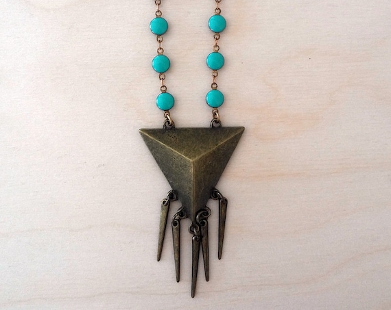 Geometric Triangle Spike Necklace