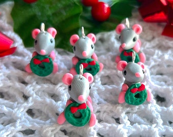 SALE Christmas wreath mouse knitting crochet Progress Keeper; food kawaii charm; stitch marker; Polymer clay