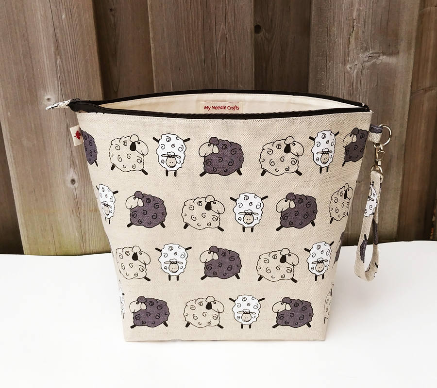 Knitting Project Bag in sheep print linen, Zippered Knitting Bag, Sha…