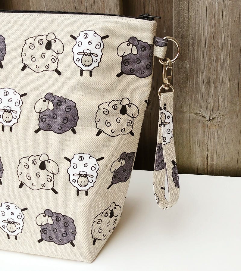 Knitting Project Bag in Sheep Print Linen Zippered Knitting Etsy Canada