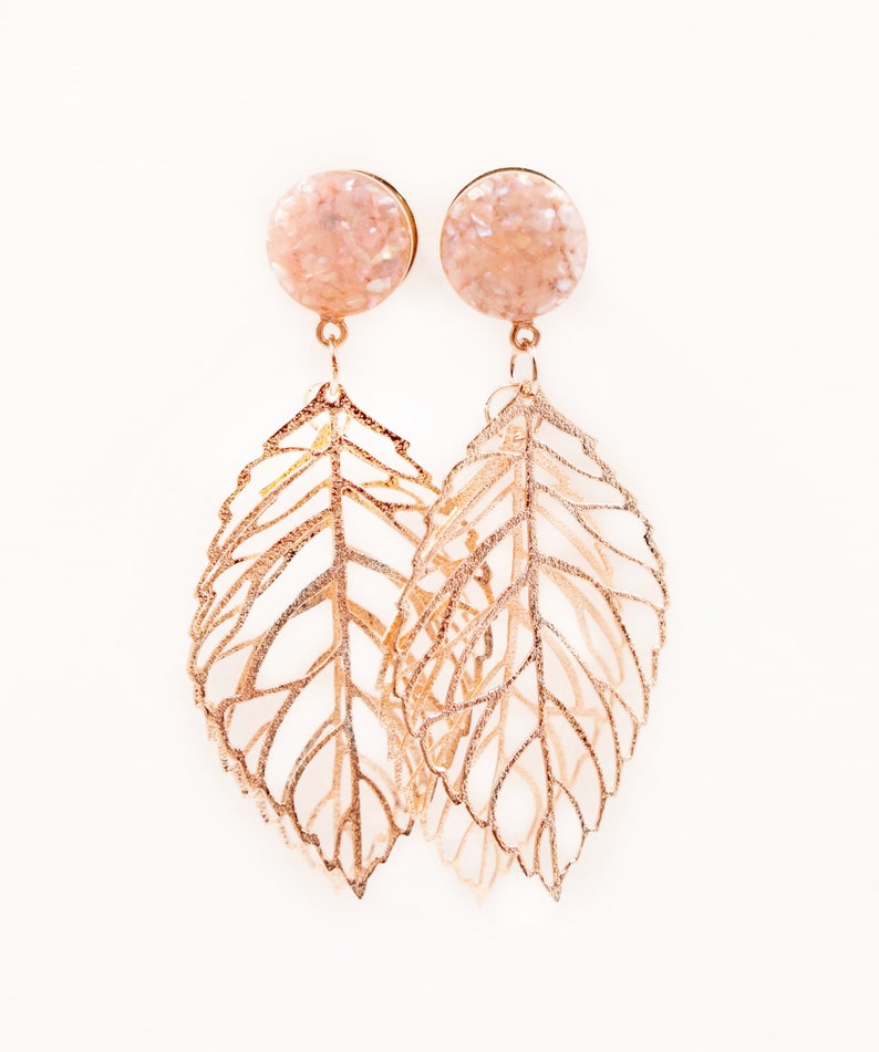 6g 00g 916 4g 58 1116 2g 10g 12 716 0g 8g Champange Shell Leaf Dangle Plugs 16g 34 in Dangle Gauges Rose Gold Plugs