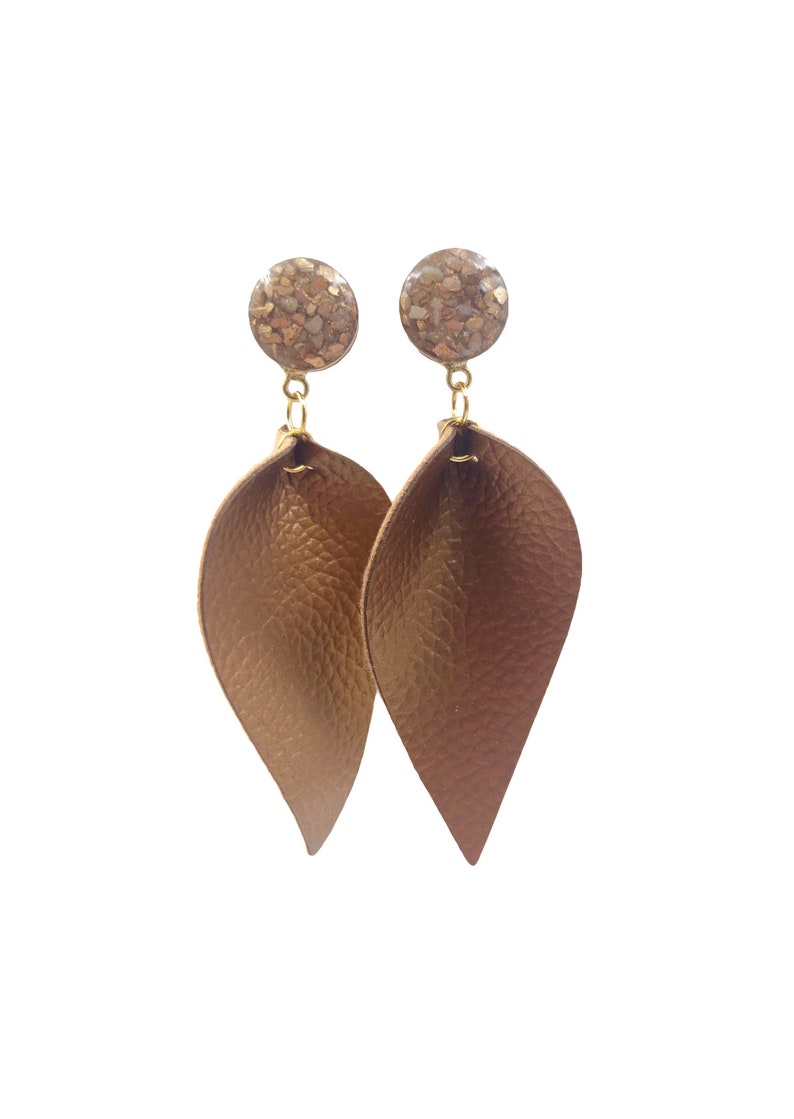 Sizes 16g to 3/4 inch Handmade Champagne Shell Leaf Dangle Plugs