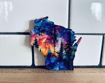 Wisconsin Magnet: Aurora Borealis Northwoods Pine Tree Souvenir