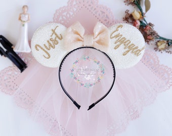 Ivory blush Bride Minnie mouse Ears with veil, Bride ears, Wedding  ears, bridesmaid ears, wedding minnie ears, Anniversary ears