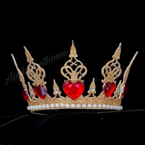Queen Of Hearts Crown, Queen Of Hearts Costume crown, Birthday Crown, Glitter Gold Crown with Heart Headband, Halloween Costume Crown