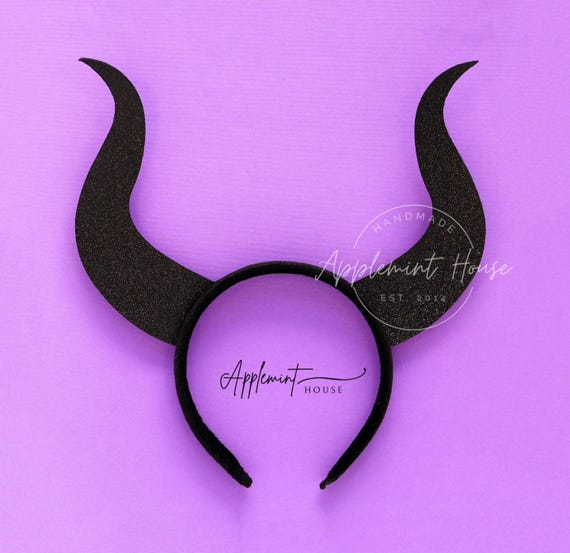 Halloween Costume Accessories Women Purple Belt Brooch Hairband Dress Up Amazon.com: 3PCS Princess Costume Brooch for Women Beige  main image 4