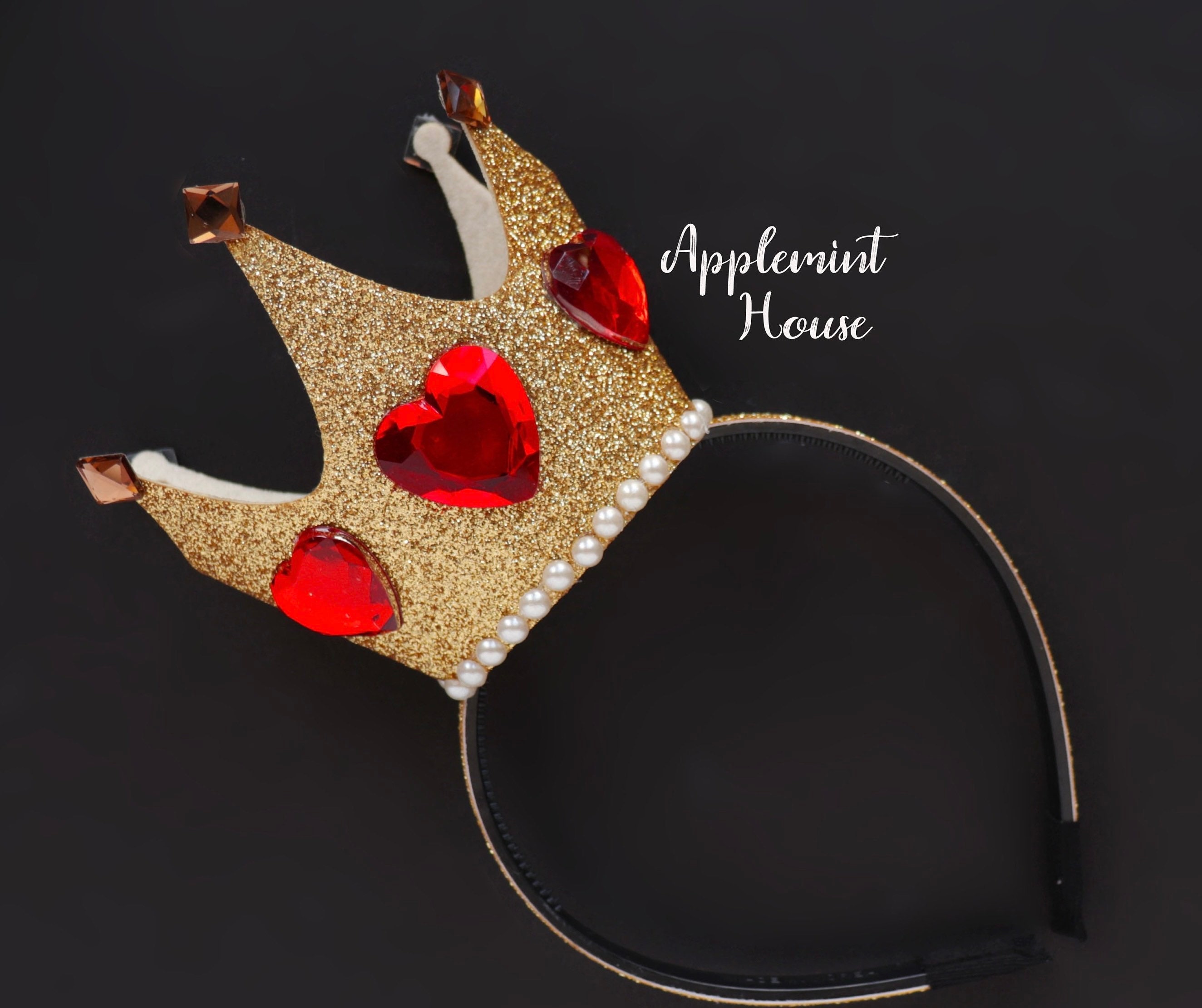 ApplemintHouse Queen of Hearts Crown, Queen of Hearts Headband, Queen of Hearts Costume Crown, Queen Crown, Adults Queen of Hearts , Kids, Heart Gold Crown