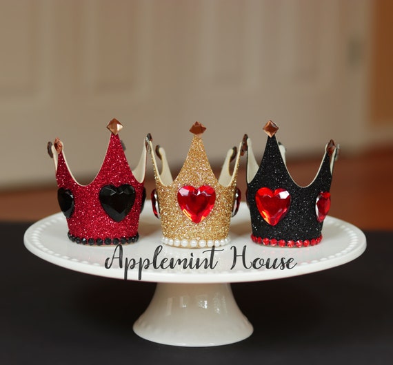 Queen of Hearts Crown, Queen of Hearts Headband, Queen of Hearts Costume,  Alice in Wonderland Queen Crown, Halloween Costume, Red Heart, 