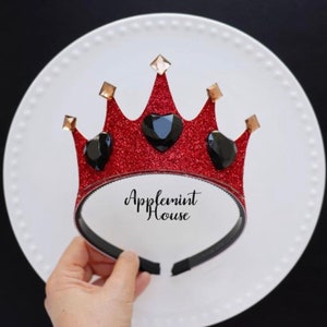 Queen Of Hearts Crown, Queen Of Hearts Costume, Queen of heart costume , Queen Of Hearts Tiara, Queen Of Hearts Headbands, Queen of Hearts