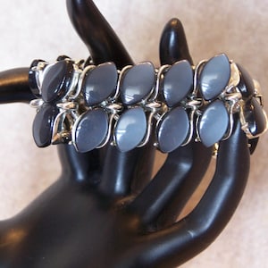 LISNER pewter gray thermoset bracelet