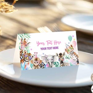 Plantilla editable de decoración de mesa de comida con diseño de animales de la selva, safari, zoológico, buffet, carpa de comida, tarjeta de lugar plegada, descarga instantánea (896K2)