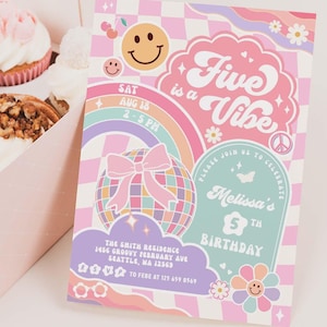 Faire-part pour 5e anniversaire Groovy FIVE is a Vibe, motif coquette, arc-en-ciel, sourire, visage, boule disco, invitation d'anniversaire, modèle 606K1