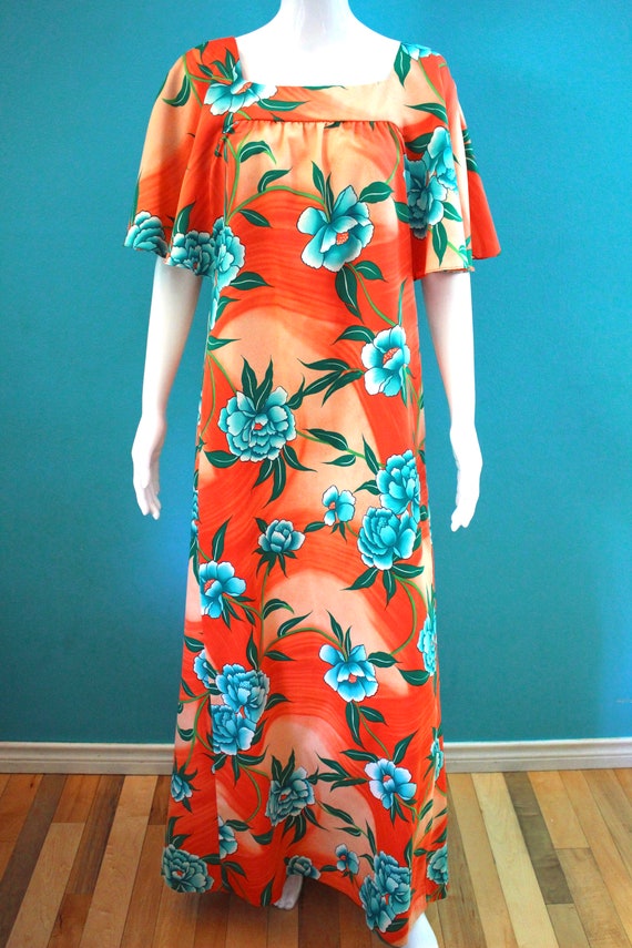 Hawaiian Dress 1970's Hilo Hattie Orange Muumuu Dress… - Gem