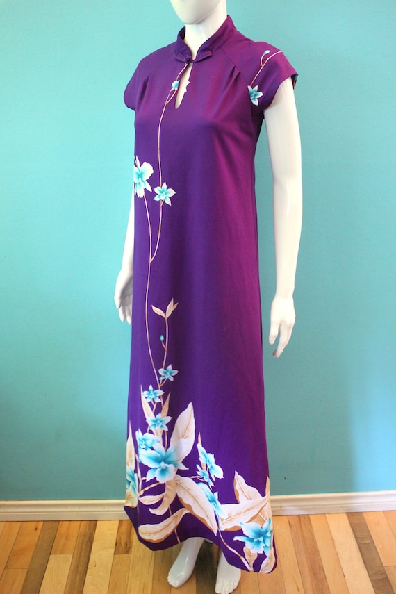 Hawaiian Dress 1970's Purple Floral Print Maxi Malihi… Gem