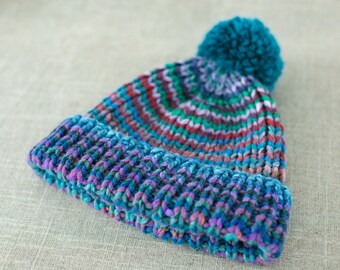 Knitted Hat / Hat with pompom