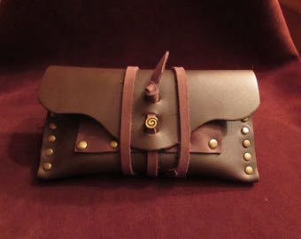 brown leather tobacco pouch