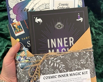 Kosmische Innere Magie Kit | Witchy Geschenk-Box mit Tarot Stickern, Journal & Cocktail-Rezepten | Gemütliche Nacht Bündel