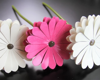Ramo de margaritas de metal: arreglo floral de acero, elección de color personalizada