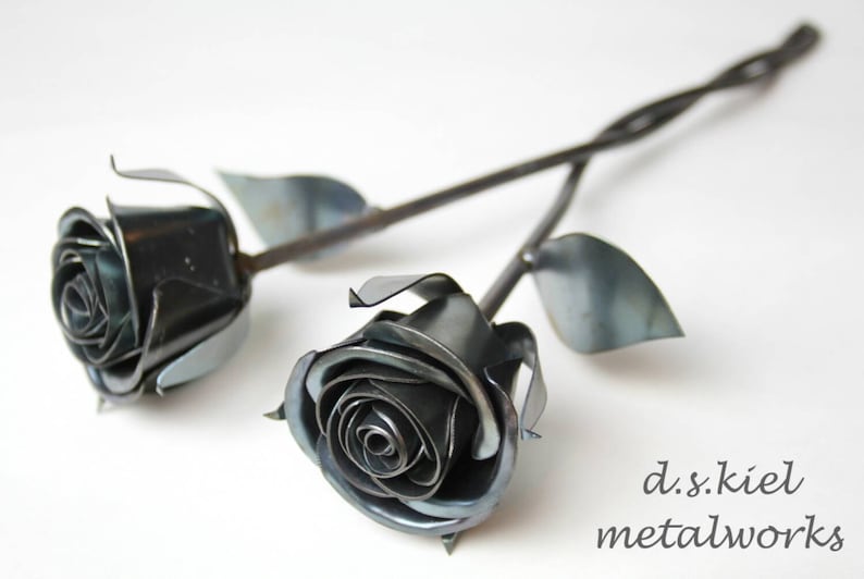Intertwined Steel Roses: Anniversary Metal Flower Sculpture image 1